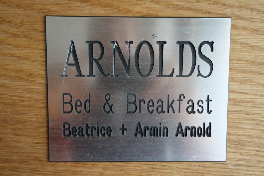 Arnolds Bed & Breakfast Interlaken Bagian luar foto